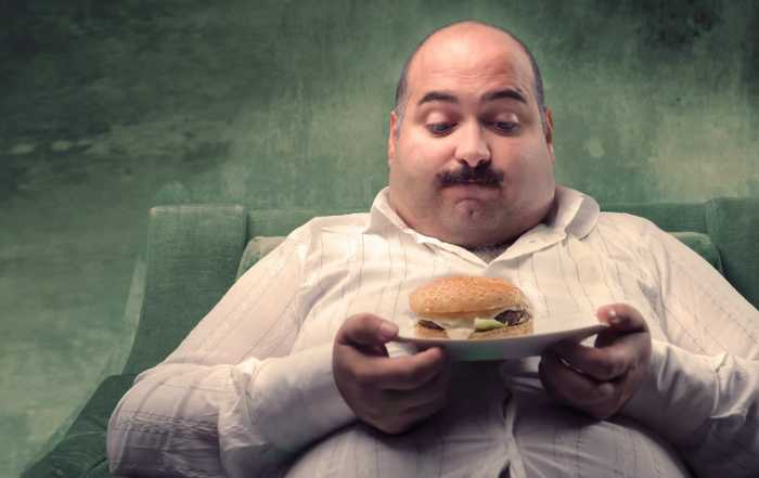 Diferenciar entre exceso de peso y obesidad